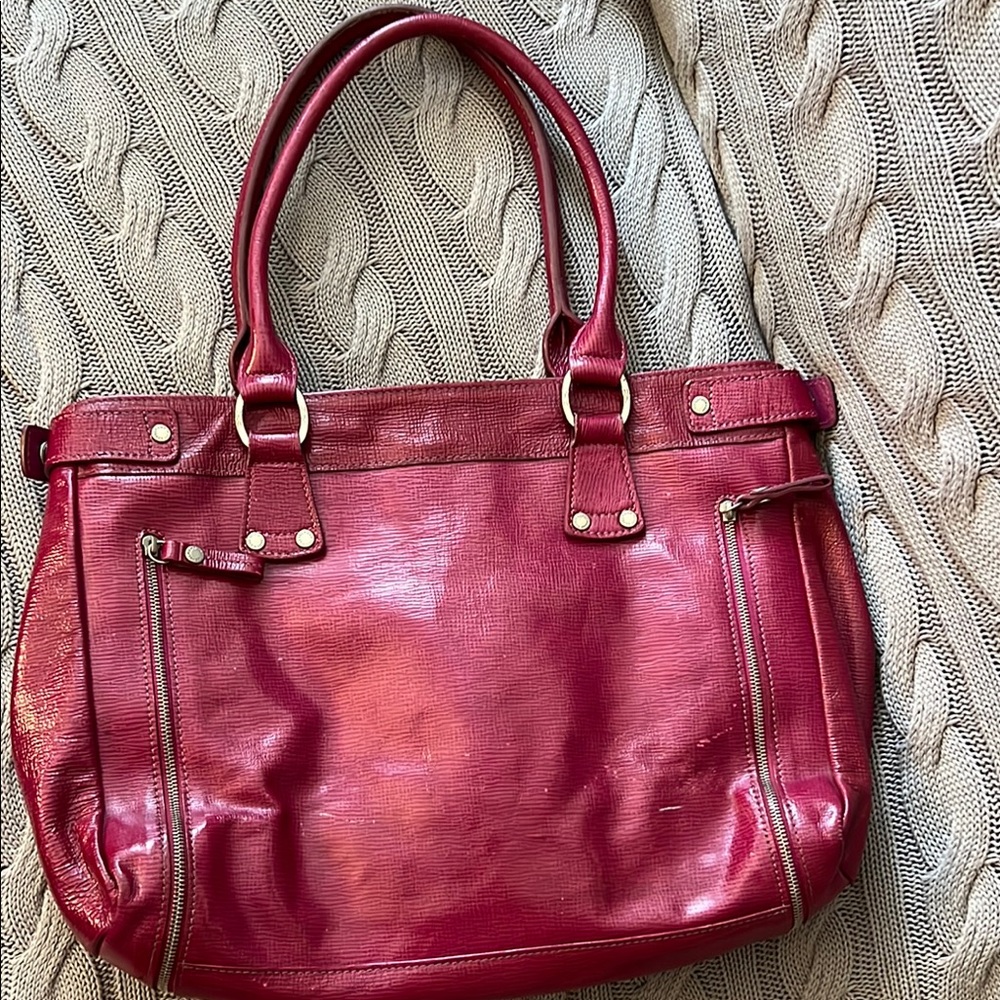 Longchamp Red Glossy Leather Shoulder Bag - Picture 4 of 17